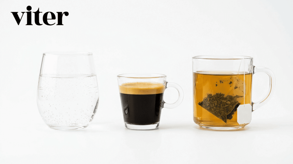 내장지방 감소에 도움을 주는 물, 에스프레소, 차 음료